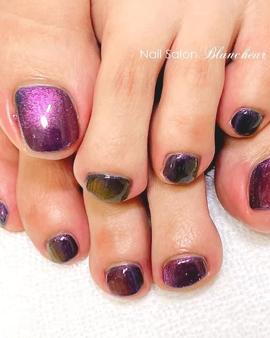 [Foot / Soft Gel Removal Included] Single Color with Choice of Magnetic, Aurora, or Mirror Design (Includes Take-Home Hand Care Gift Set) – 150 min